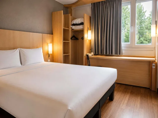 Standard, Twin Beds, Chair Bed، Ibis Paris Porte dItalie 3/10