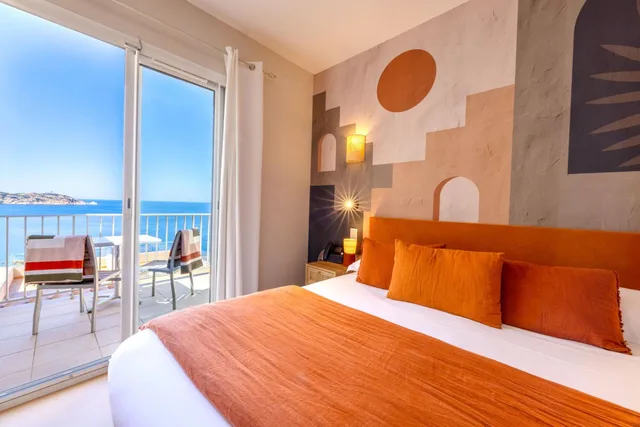 Panorama, Double Bed, Sea View, Balcony، Le Saint Erasme 4/10