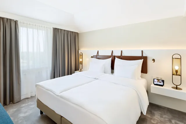 غرفة بريميير ثلاثية، DoubleTree by Hilton Vienna Bosei 1/8