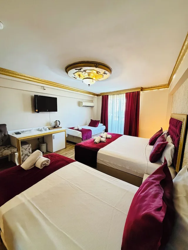 غرفة اقتصادية رباعية بأربعة أسرّة، Marmara Deluxe Hotel 3/7