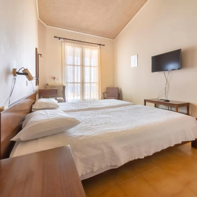 غرفة بسرير مزدوج بإطلالة على الحديقة، Hotel Agia Markella 4/10