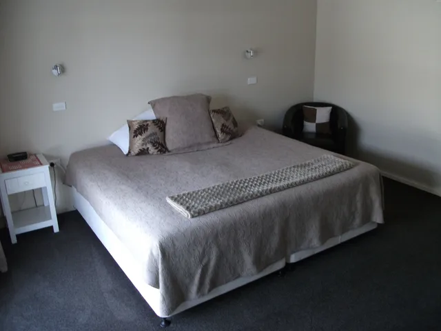 استوديو تنفيذي بسرير كينج، Scenicland Motels 2/7