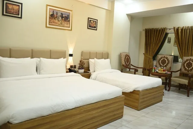 Junior Suite, Studio, 1 Double and 1 Single Bed, Hotel Pearl Inn 1/7