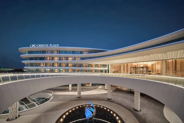Crowne Plaza Wuhan Tianhe Airport by IHG، ووهان 1/50