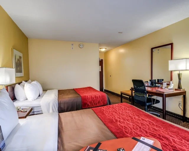 غرفة قياسية بسريرين كوين، Comfort Inn and Suites Hillsville I-77 1/8