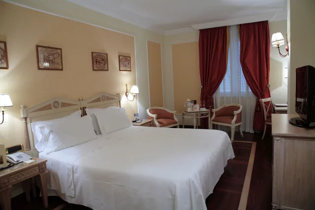 غرفة سوبيريور بسرير مزدوج، Palazzo Alabardieri 3/10