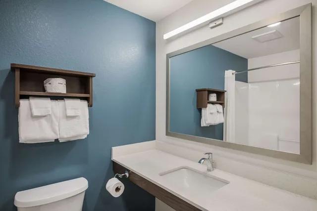 Basic, 2 Queen Beds, WoodSpring Suites Round Rock - Austin North 5/6