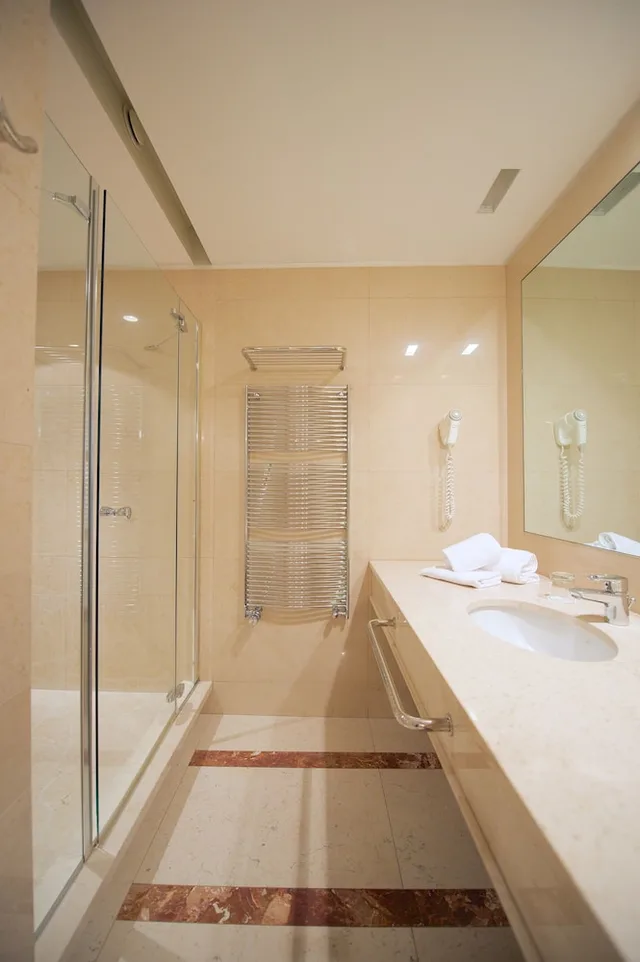 جناح بسريرين منفصلين مع أريكة، Kalidria Thalasso Spa Resort 2/2