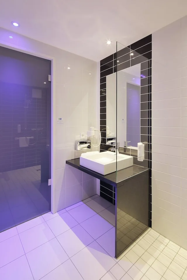غرفة قياسية بسرير كوين لذوي الإعاقة، Holiday Inn Express Friedrichshafen 9/10