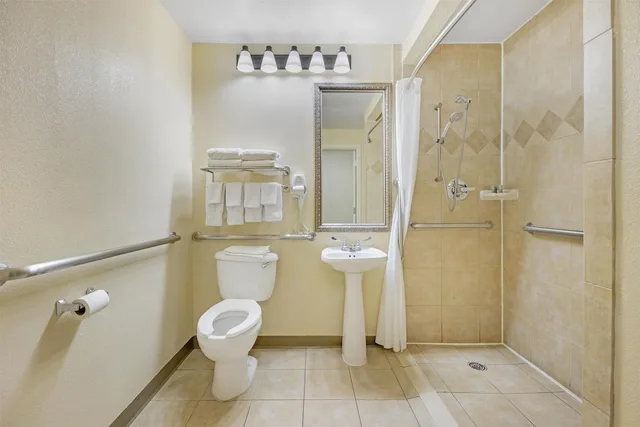 غرفة قياسية بسريرين كوين لذوي الإعاقة، Best Western East El Paso Inn 3/3