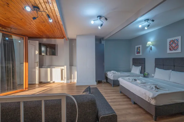 L, Suite, City View، Taxim Trend Suites 2/5