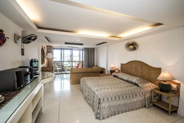 استوديو، Bougainvillea Terrace House 2/2