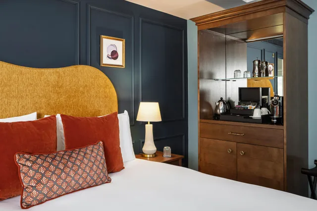 غرفة كلاسيكية بسرير مزدوج، The Francis Hotel 6/6