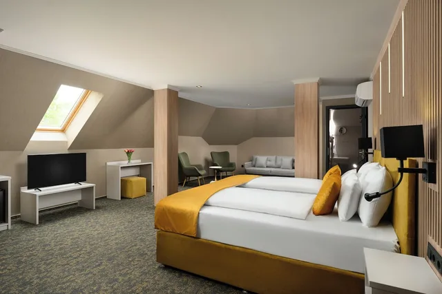جناح جونيور بسرير مزدوج مع أريكة، Hotel Allora 3/6