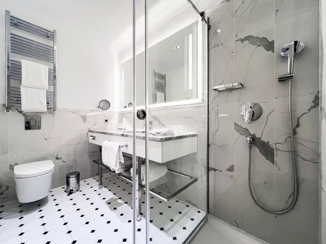Superior, Double or Twin Bed, Park View, French Balcony، Amadria Park Hotel Milenij 4/5