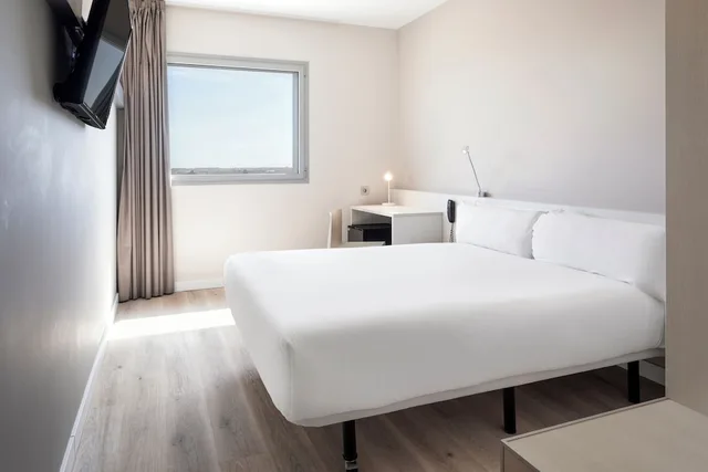 غرفة بسرير مزدوج، B&B HOTEL Barcelona Viladecans 4/5