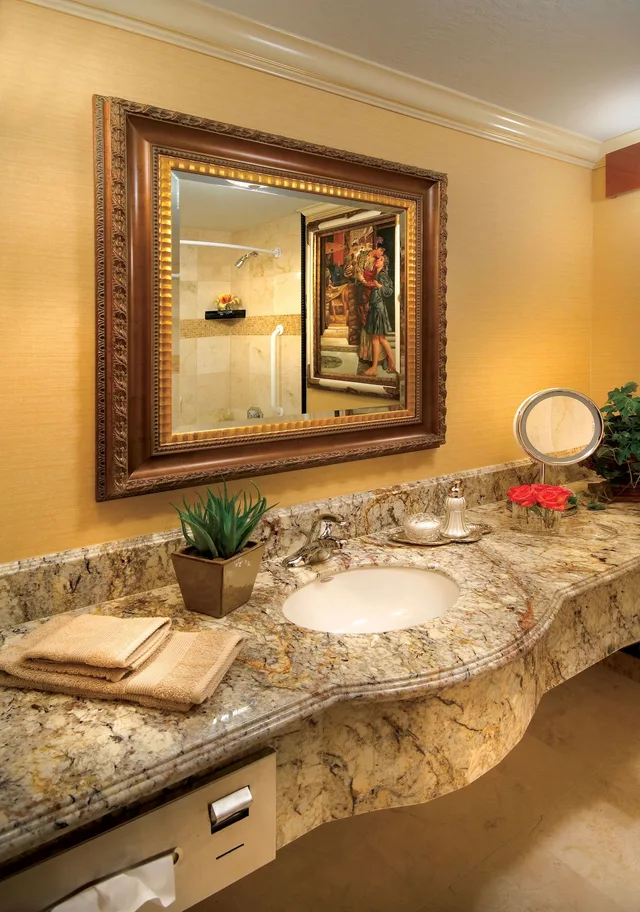 Tuscany, Suite, 2 King Beds، Peppermill Resort Spa Casino, WorldHotels Elite 2/3