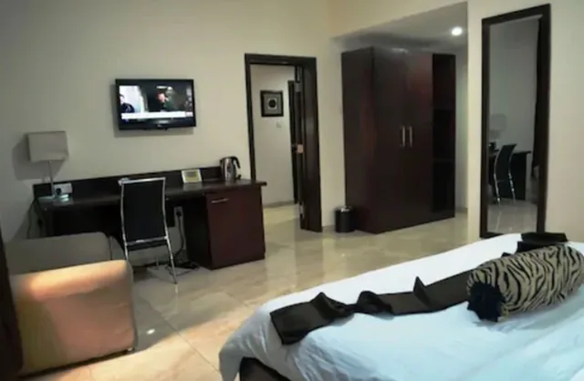 غرفة قياسية بسرير كينج بإطلالة على المسبح، De Santos Hotel 7/10