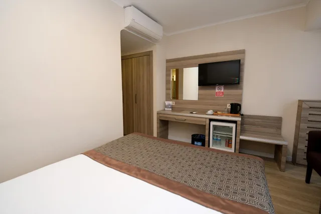 Room, Double Bed, Pera Arya Hotel 8/10
