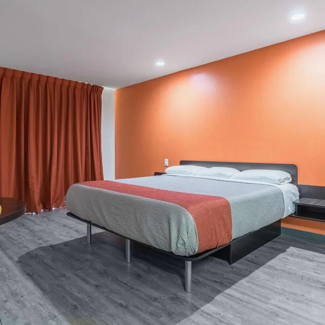 غرفة بسرير كينج لذوي الإعاقة، Motel6 Barstow, CA - Route 66 7/10