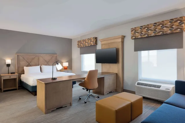 استوديو بسرير كينج لذوي الإعاقة، Hampton Inn Suites Dodge City 4/8