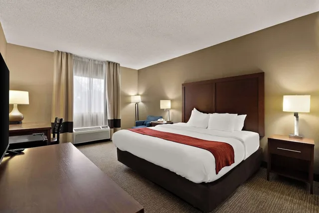 غرفة بسرير كينج لذوي الإعاقة، Comfort Inn Bordentown Near NJ Turnpike 3/10