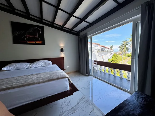 غرفة ديلوكس مفردة بسرير كينج، Hotel Tesoro Beach 1/6