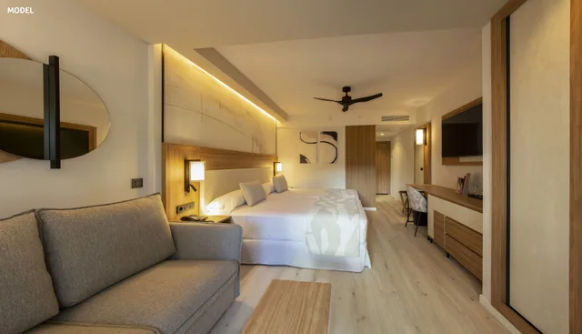 غرفة بسرير مزدوج بإطلالة على البحر، Riu Palace Nautilus - Adults Only 4/7