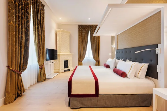 جناح فاخر بسرير كينج مع أريكة، Aurea Ana Palace Hotel 1/6
