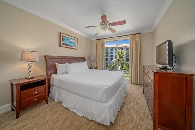 3 Bedrooms, Hokulani, Suite, 3 King Beds, Ocean View, 3 Bathrooms, Sofa, OUTRIGGER Honua Kai Resort & Spa 3/10