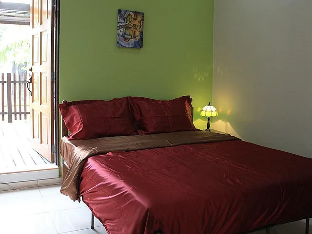 غرفة بسرير كوين بشرفة، Memory Homestay 1/1