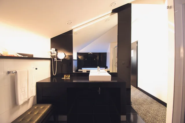 جناح بريميوم بمنطقة جلوس بجاكوزي، Sana Silver Coast Hotel 3/3