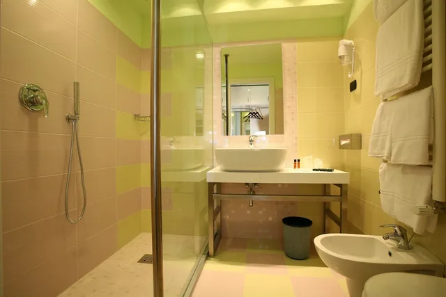 غرفة بسرير كينج، Hotel Mediterraneo 4/4