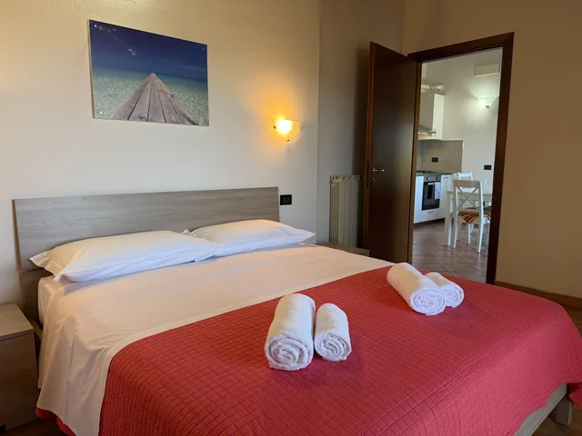 1 Bedroom, Family, Apartment, 1 Double and 1 Single Bed, Murphy Bed, Lake View, Pool Side، Residence Bellavista 3/10