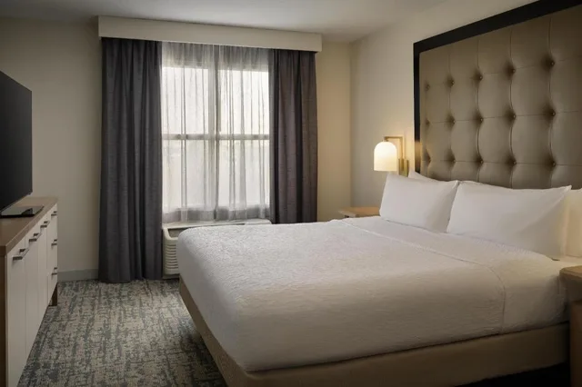 2 Bedrooms, Suite, King Bed, 1 King or 2 Queen Beds, 2 Queen Beds, Sofa, Accessible، Homewood Suites By Hilton Daytona Beach Speedway-Airport 2/7