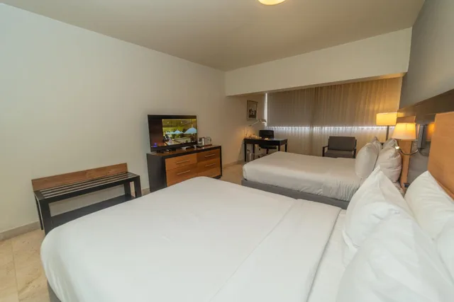 غرفة قياسية بسريرين كوين، Radisson Hotel Santo Domingo 2/4