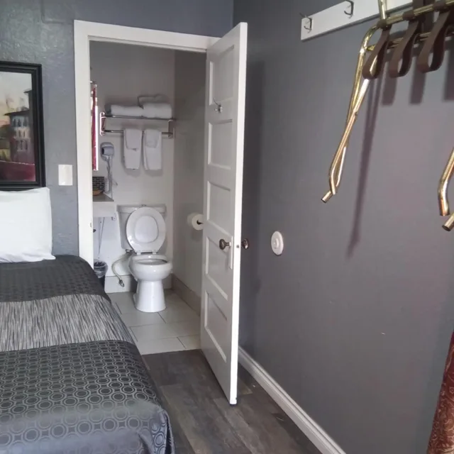 غرفة اقتصادية مفردة، Modoc Inn 5/8