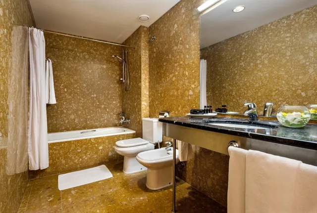 غرفة كلاسيكية ثلاثية بشرفة، Sao Miguel Park Hotel 5/6