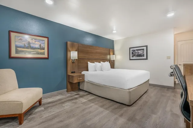 غرفة قياسية بسرير كينج، Best Western Plus Clocktower Inn 9/10