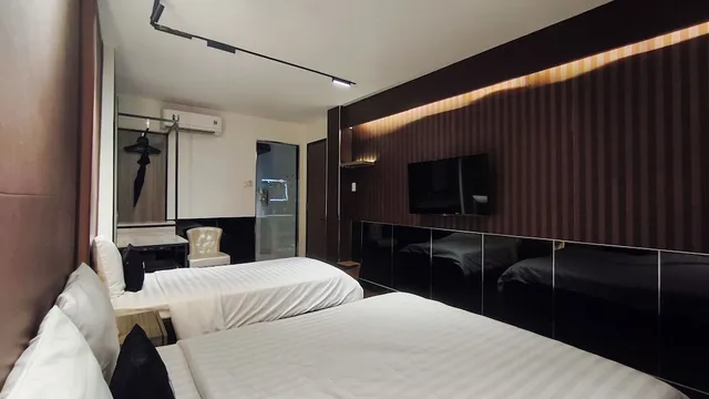 غرفة تنفيذية ثلاثية بسرير كوين وسرير فردي، Moc Huong Hotel 4/10