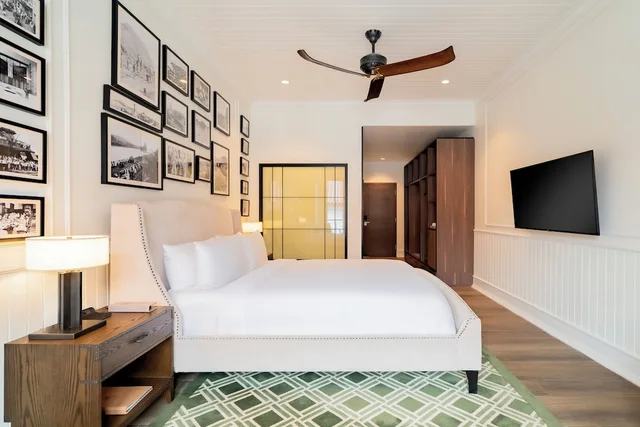 Casco, Queen Bed، Hotel La Compania In The Unbound Collection By Hyatt 10/10