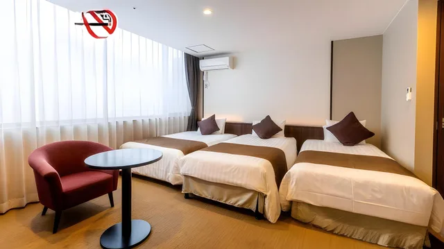 غرفة ثلاثية، Iwakuni Kokusai Kanko Hotel 1/1
