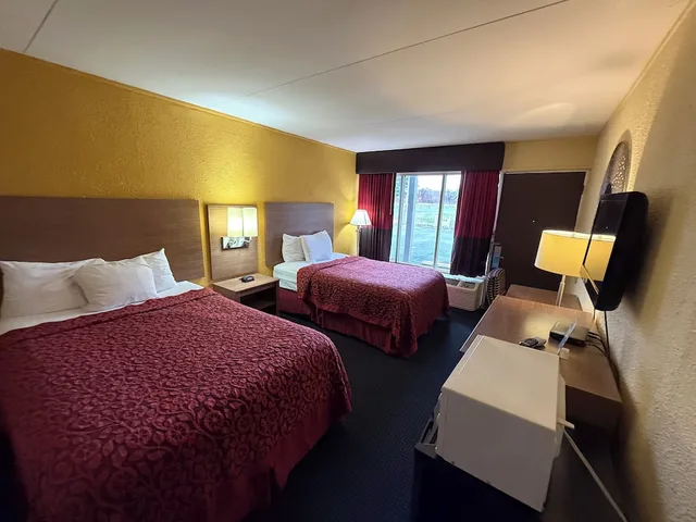 غرفة بسريرين مزدوجين لذوي الإعاقة، Days Inn By Wyndham Seymour 2/8