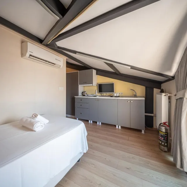 غرفة فاخرة ثلاثية، Calanthe Residence 5/10