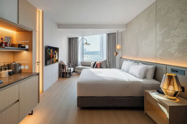 Renovated, Deluxe, Twin Beds, Sea View, Hard Rock Hotel Pattaya 7/8