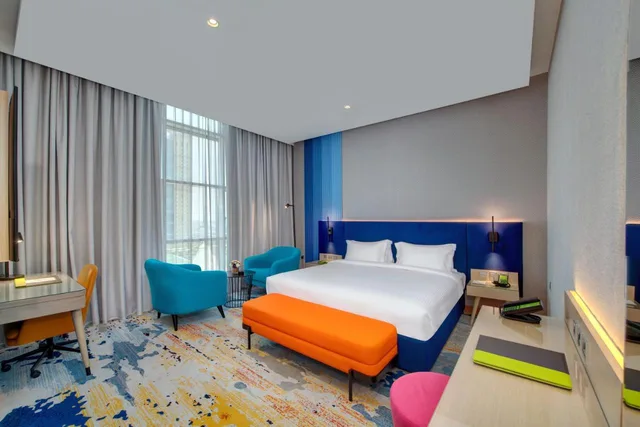 غرفة بسرير مزدوج، La Quinta by Wyndham Abu Dhabi Al Wahda 1/2