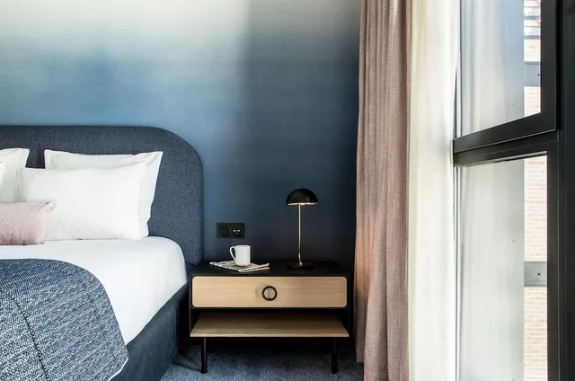 غرفة بريفيليج بسرير كينج، L imprimerie Hotel 3/3