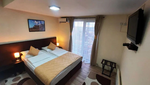 غرفة قياسية بسرير كوين، Villa Panorama 1/4