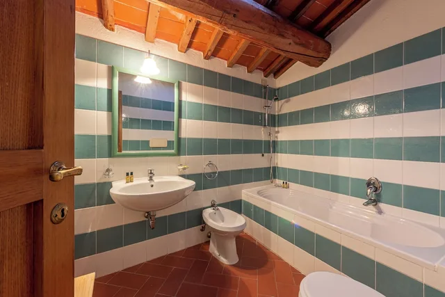 2 Bedrooms, Duplex, Tower, Apartment, 2 Queen Beds، Agriturismo I Bonsi 6/7