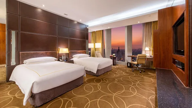 غرفة كلاسيكية بسريرين مزدوجين في طابق مرتفع، Intercontinental Nanjing 1/7